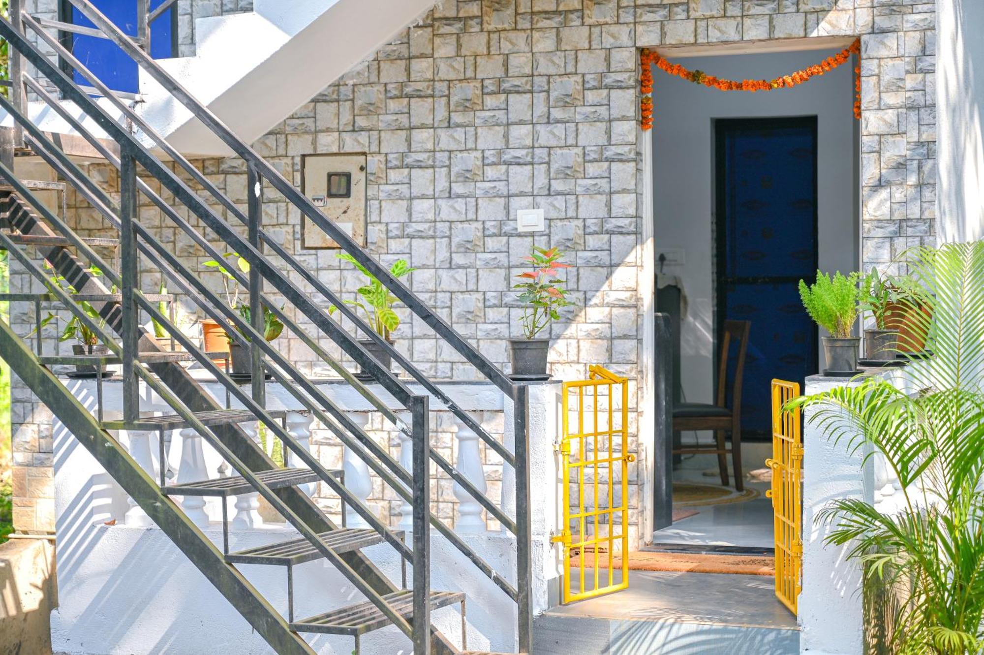 Shell House - Private Stay With Garden View In Arambol 만드렘 외부 사진