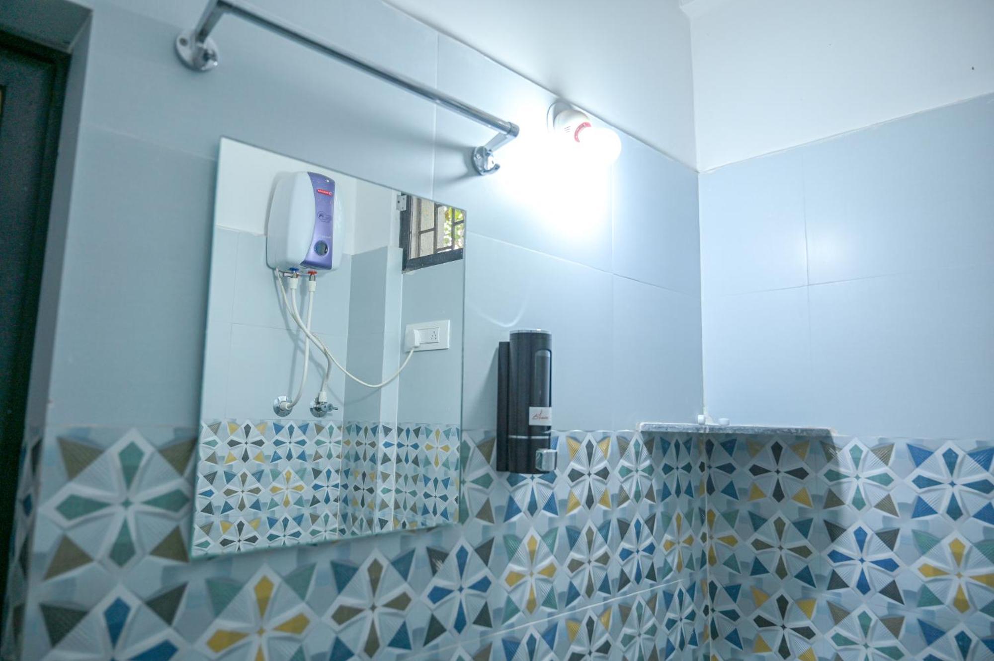 Shell House - Private Stay With Garden View In Arambol 만드렘 외부 사진